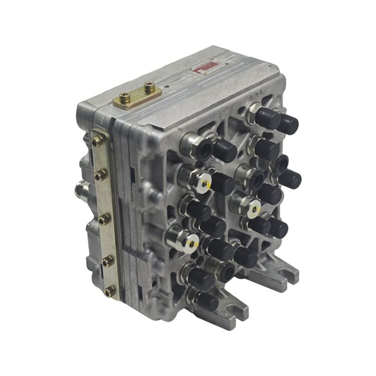 Componentes originales de Hitachi K9001804 LJ017090 válvula de alivio principal para excavadora EX200-5